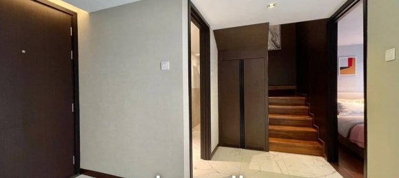 2 bedrooms Warehouse in Bangkok, Thailand No. 13374 4