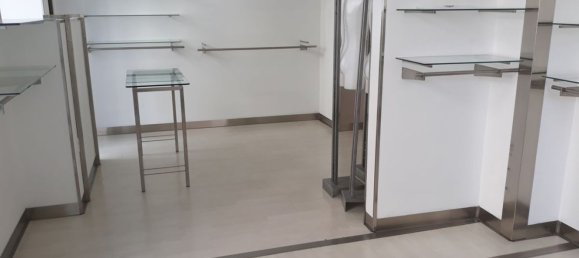 3غرفة عقار تجاري في Messina, Italy رقم 103125 3