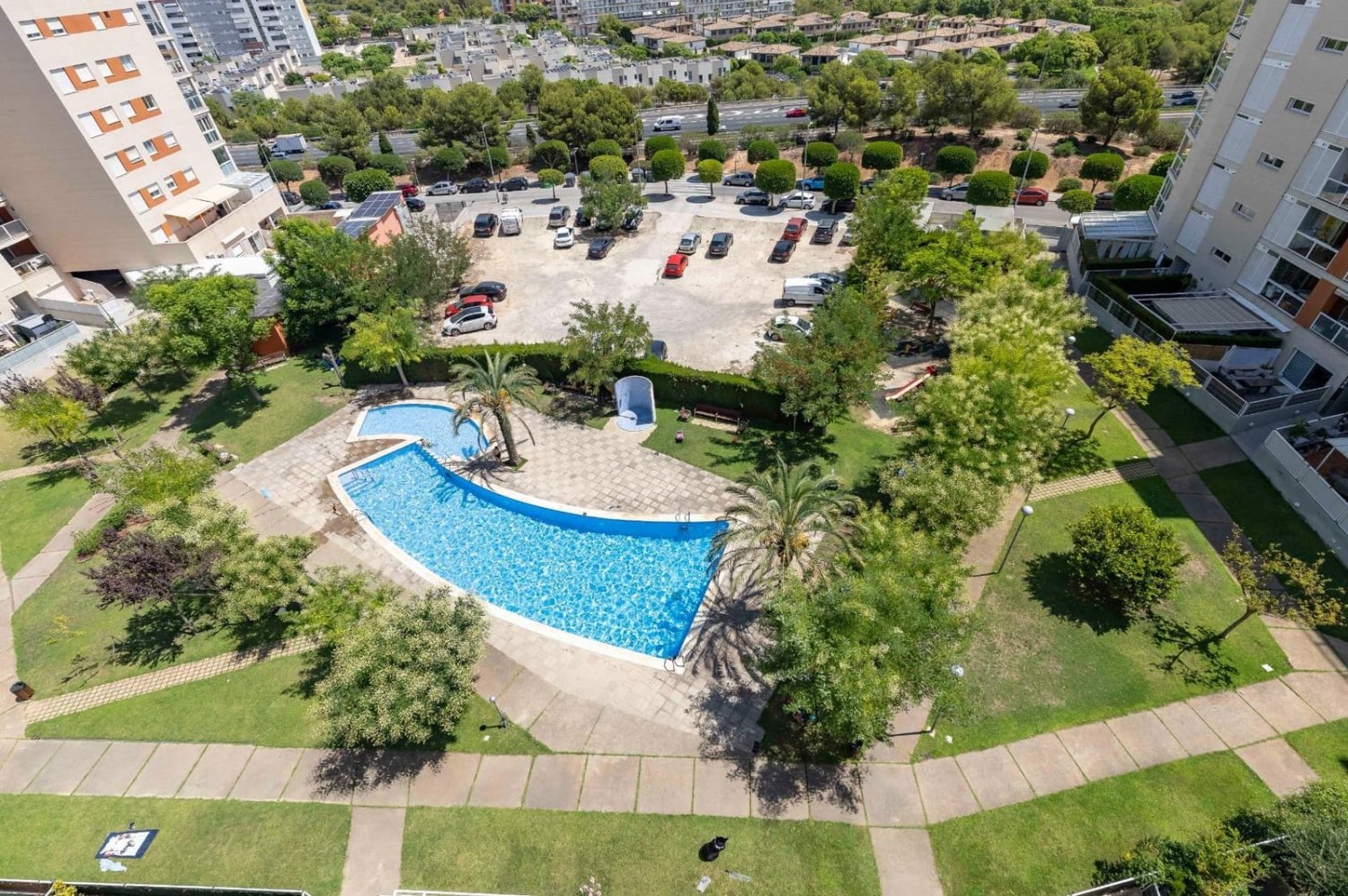 Ático de 3 dormitorios en Paterna, Spain No. 186005