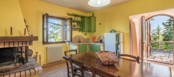 3 Schlafzimmer Haus in Cetona, Italy, Nr. 54075 8