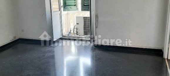 5-salle Bureau à Genoa, Italy No. 104525 9