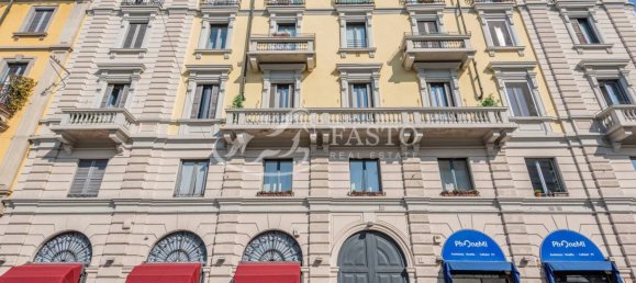 Квартира с 3 спальнями в Милан, Италия № 378417 41