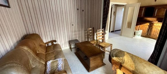 3 bedrooms House in Nogent-le-Roi, France No. 55739 13