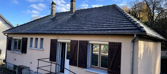 3 bedrooms House in Nogent-le-Roi, France No. 55739 3