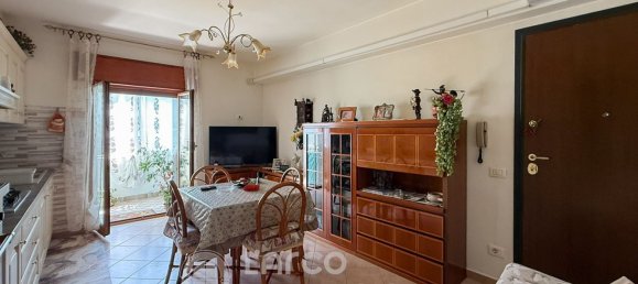 2-salle Appartement à Scalea, Italy No. 308453 3