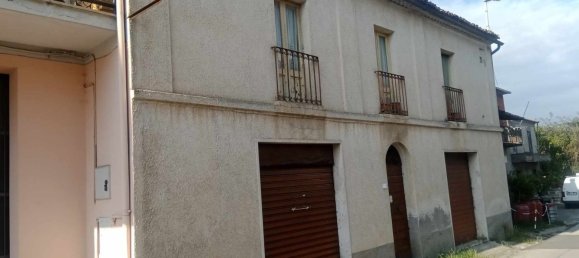 8 rooms House in Ripi, Italy No. 115260 3