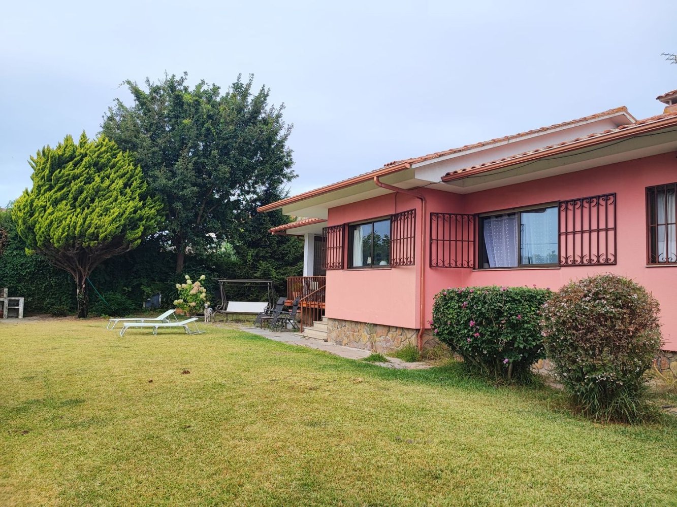 Casa de 4 dormitorios en Pontevedra, Spain No. 197116