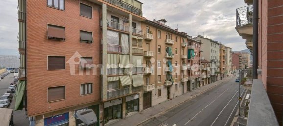 4 bedrooms Apartment in Turin, Italy No. 324045 24