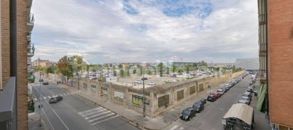 4 bedrooms Apartment in Turin, Italy No. 324045 25