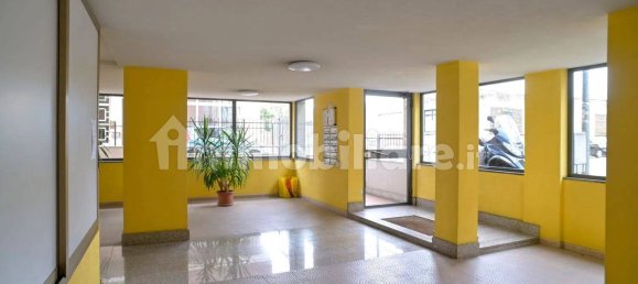 4 bedrooms Apartment in Turin, Italy No. 324045 6