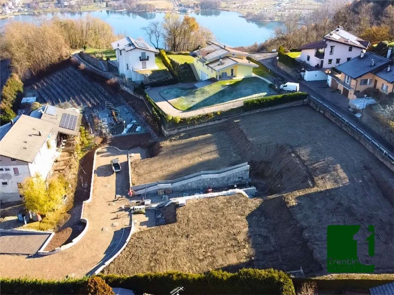 469m² Land in Tenna, Italy No. 164635