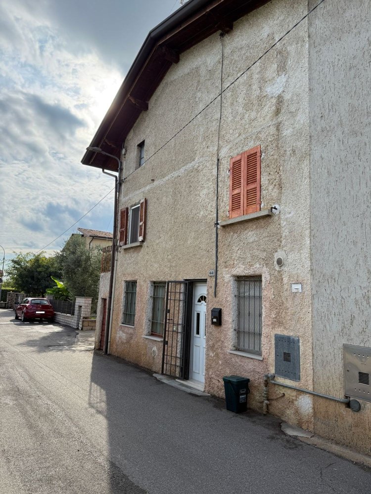 Дуплекс с 2 спальнями в Превалле, Италия № 329043