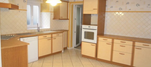 3 bedrooms House in Thin-le-Moutier, France No. 226832 5