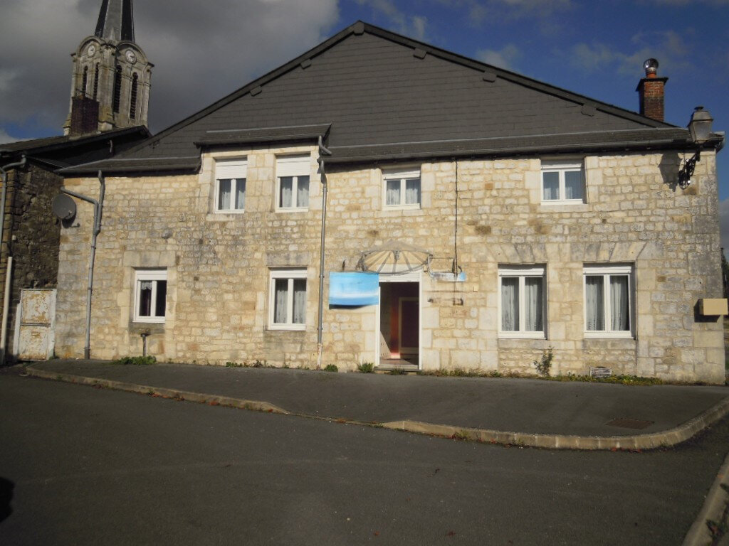 3 bedrooms House in Thin-le-Moutier, France No. 226832