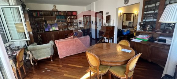 3 bedrooms Penthouse in Rome, Italy No. 327925 4