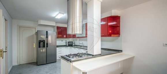 Casa de 4 dormitorios en Cascais, Portugal No. 11464 7