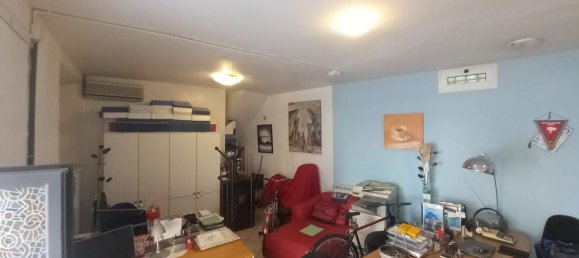 Casa de 4 habitaciónes en Livorno, Italy No. 257011 4