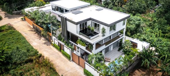 Villa de 5 dormitorios en Rawai, Thailand No. 24220 10