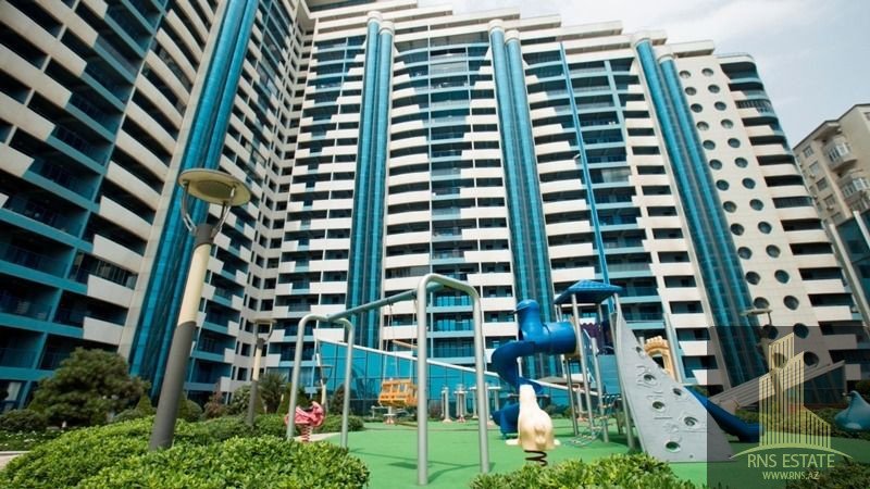 3 bedrooms Apartment in Khatay, Azerbaijan No. 1353