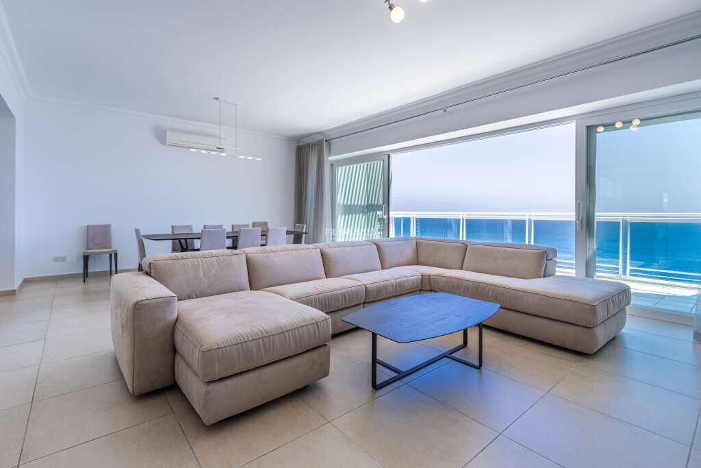 Ático de 3 dormitorios en Sliema, Malta No. 1420