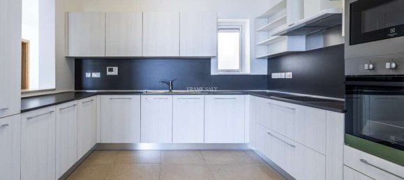 Ático de 3 dormitorios en Sliema, Malta No. 1420 4