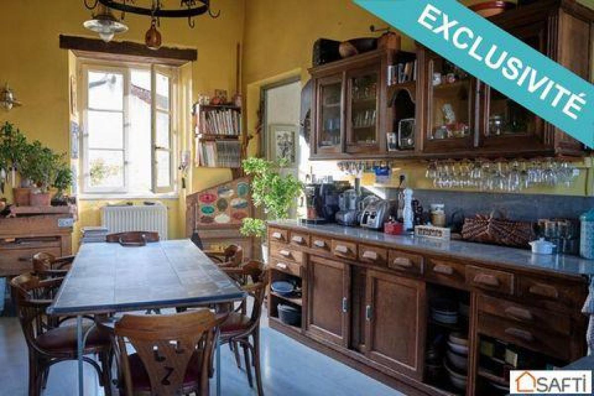 Casa de 5 dormitorios en Lautrec, France No. 25510