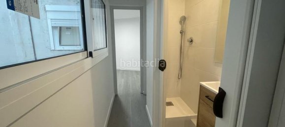 1 Schlafzimmer Penthouse in L'Hospitalet de Llobregat, Spain, Nr. 171355 16
