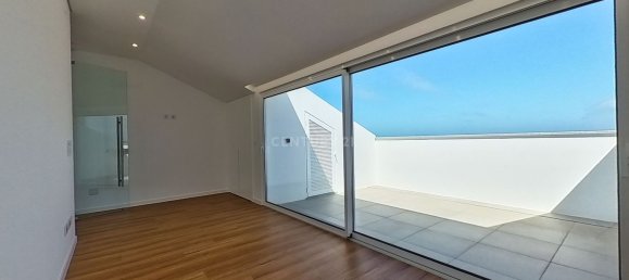 5 bedrooms House in Torres Vedras, Portugal No. 136404 39