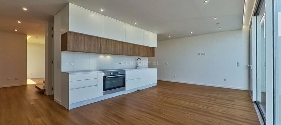 5 bedrooms House in Torres Vedras, Portugal No. 136404 9