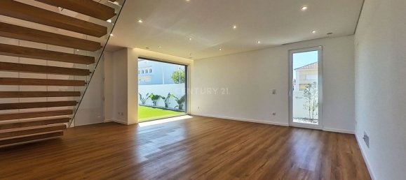 5 bedrooms House in Torres Vedras, Portugal No. 136404 16