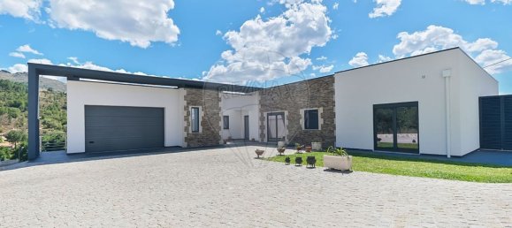 4 bedrooms House in Guarda, Portugal No. 27793 44