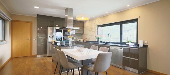 4 bedrooms House in Guarda, Portugal No. 27793 8