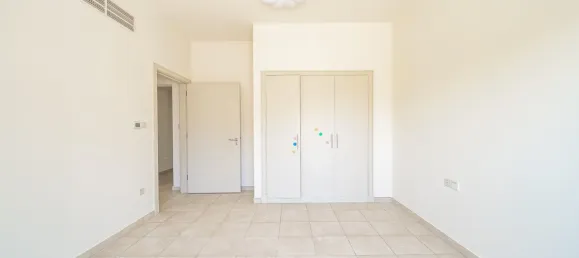 4 chambres Maison de ville à Dubai Sports City, UAE No. 105839 11