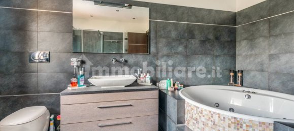 3 غرف نوم فيلا في Casorate Primo, Italy رقم 302069 36