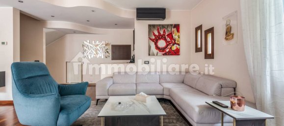 3 غرف نوم فيلا في Casorate Primo, Italy رقم 302069 17