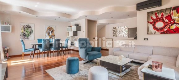 3 غرف نوم فيلا في Casorate Primo, Italy رقم 302069 19