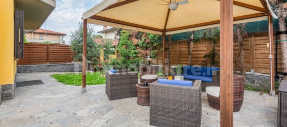 3 غرف نوم فيلا في Casorate Primo, Italy رقم 302069 9