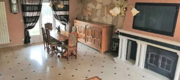 5 chambres Maison à Montfermeil, France No. 184200 2