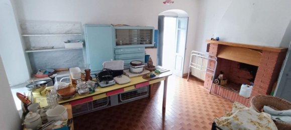 11 rooms House in Massa, Italy No. 166781 8