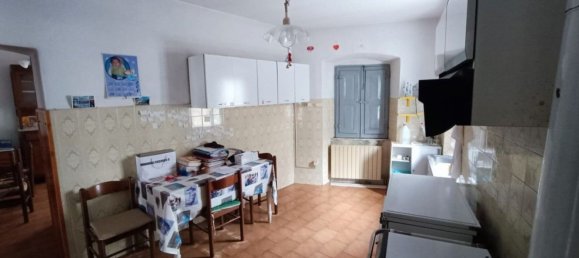 11 rooms House in Massa, Italy No. 166781 7