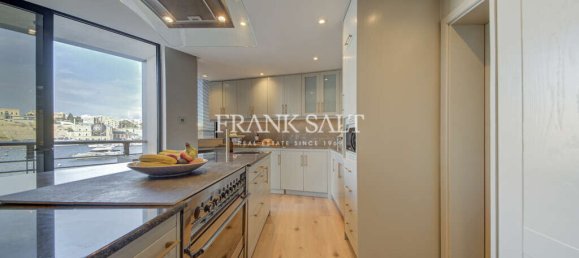 Квартира с 3 спальнями в Биргу, Мальта № 125 45