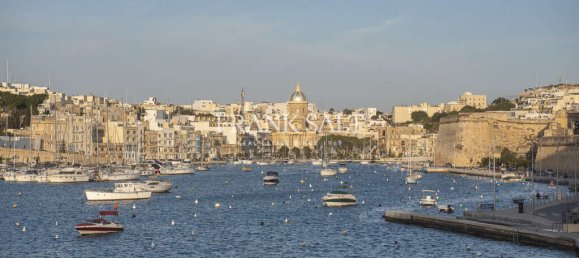 Квартира с 3 спальнями в Биргу, Мальта № 125 7