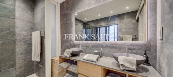 Квартира с 3 спальнями в Биргу, Мальта № 125 63