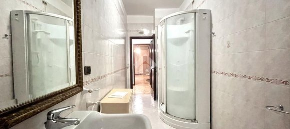 3-salle Appartement à Foggia, Italy No. 129828 20