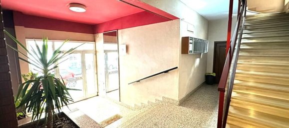 3-salle Appartement à Foggia, Italy No. 129828 3