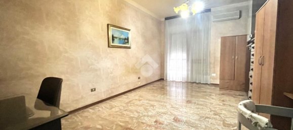3-salle Appartement à Foggia, Italy No. 129828 16