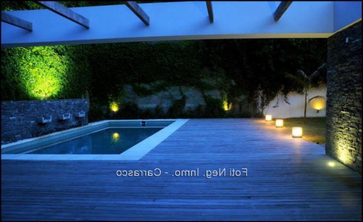 Apartamento de 2 dormitorios en Montevideo, Uruguay No. 10259