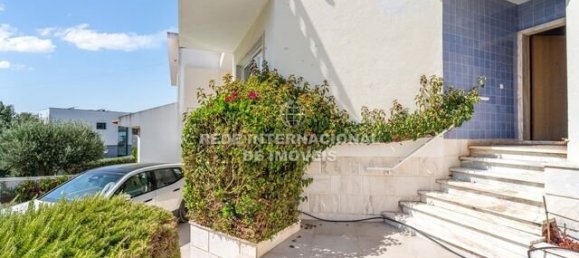 3 Schlafzimmer Villa in Cascais, Portugal, Nr. 259188 36