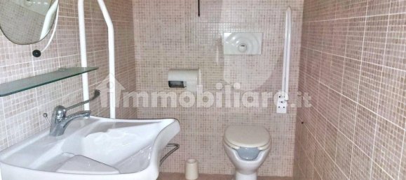 475m² Commercial property in Fiumicino, Italy No. 277627 12