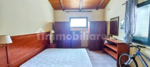 475m² Commercial property in Fiumicino, Italy No. 277627 4